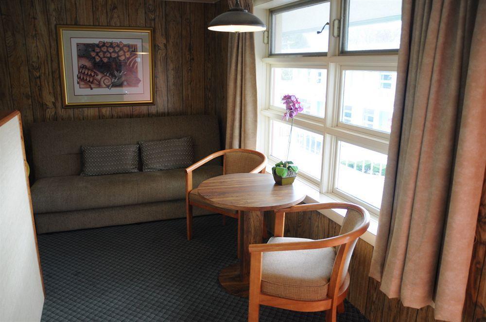 O'Sullivan'S Motel Lake George Dış mekan fotoğraf